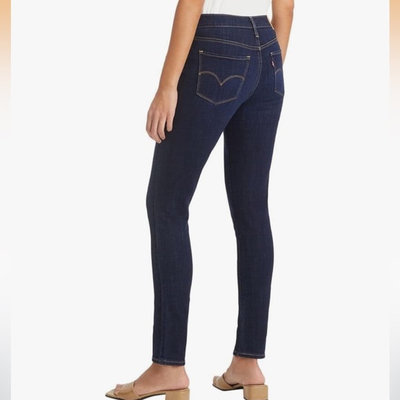 Levi's Women's Navy Skinny Jeans - Picture 2 of 8